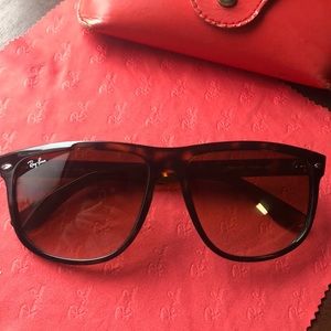 Ray-Ban RB4147 Tortoise Light Brown Frame